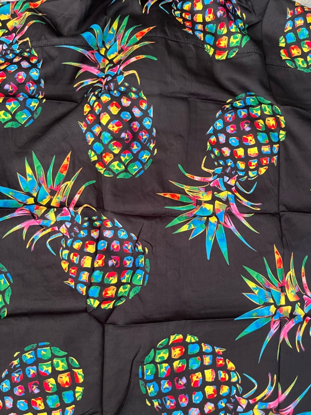 Pineapple Hawaiian Button Shirt - Picture 4 of 5